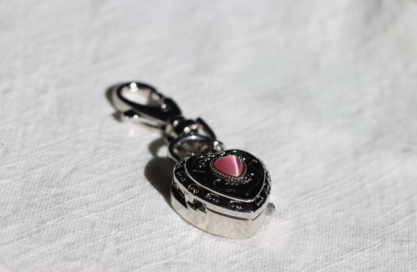 Avon Vintage Heart Locket/Keychain