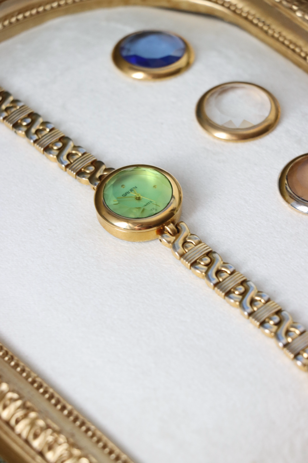 Gruen Vintage Interchangeable Bezel