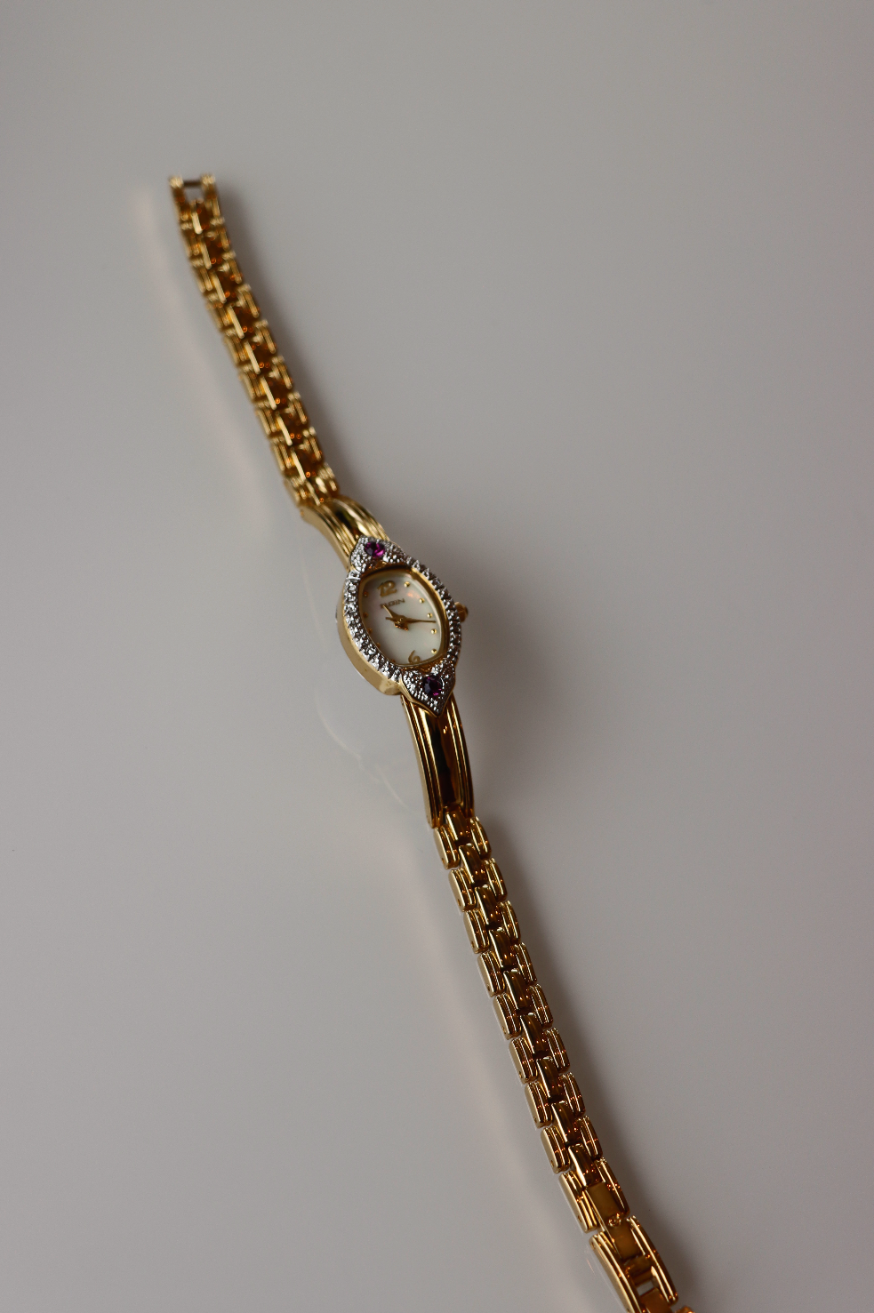 Elgin Vintage, Amethyst Mother of Pearl